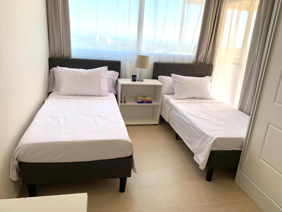 2.Penthouse Marbella Beach Golf Apartment ภายนอก รูปภาพ